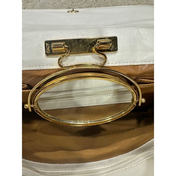 Vintage White Leather Clutch With Built-In Mirror and Wrist Strap - Picture 6 of 8